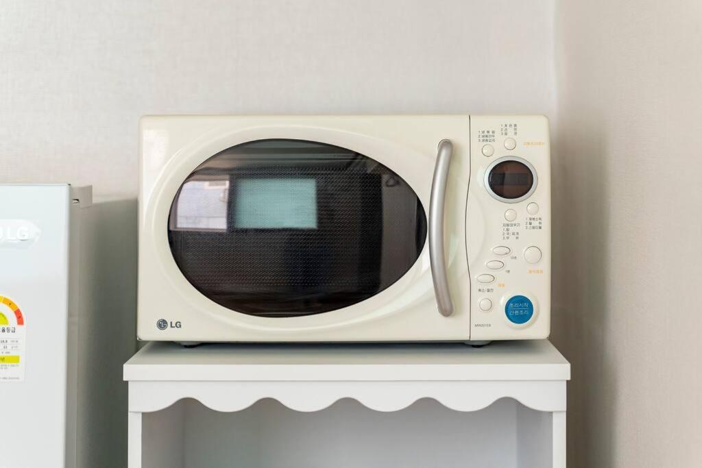 Yeon Apartment