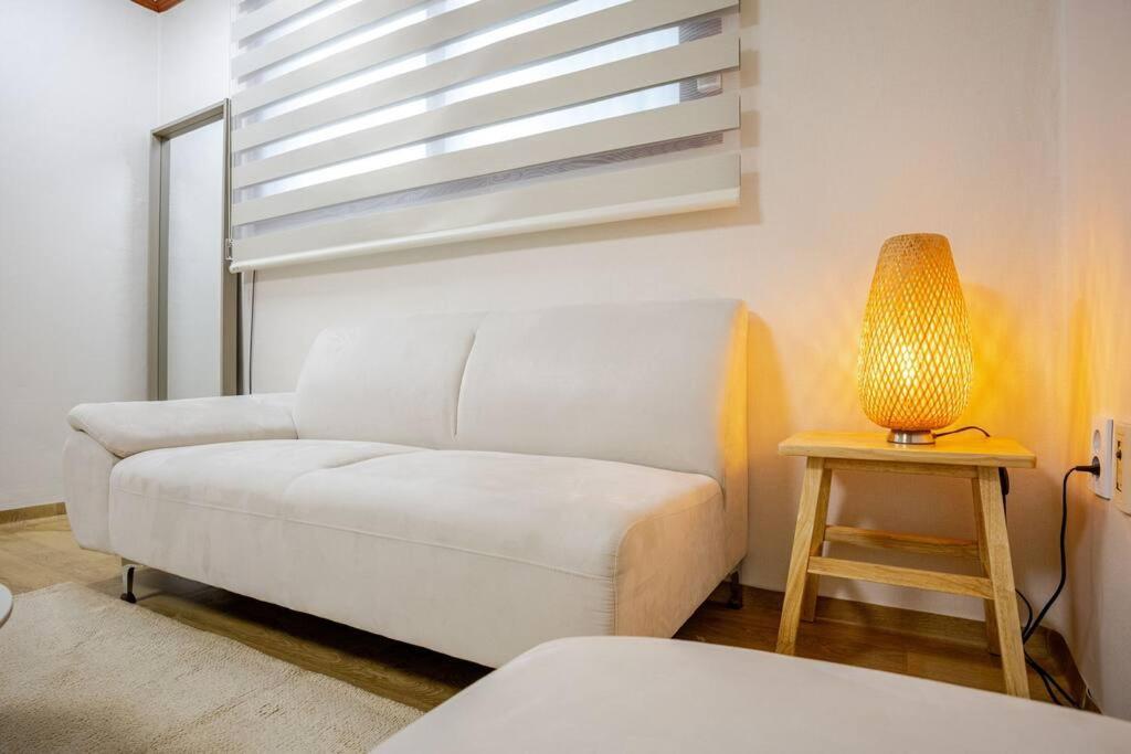 Apartment Yeon *